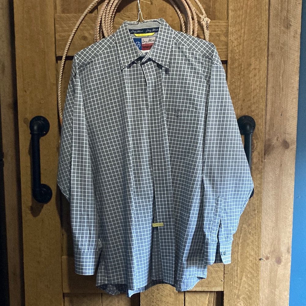Wrangler George Strait collection extra large beautiful gray and white shirt